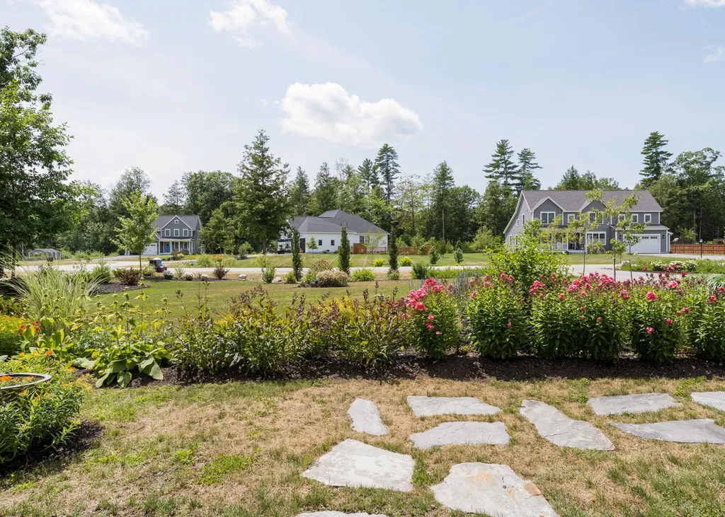 14 Oliver Lane Gorham ME 04038