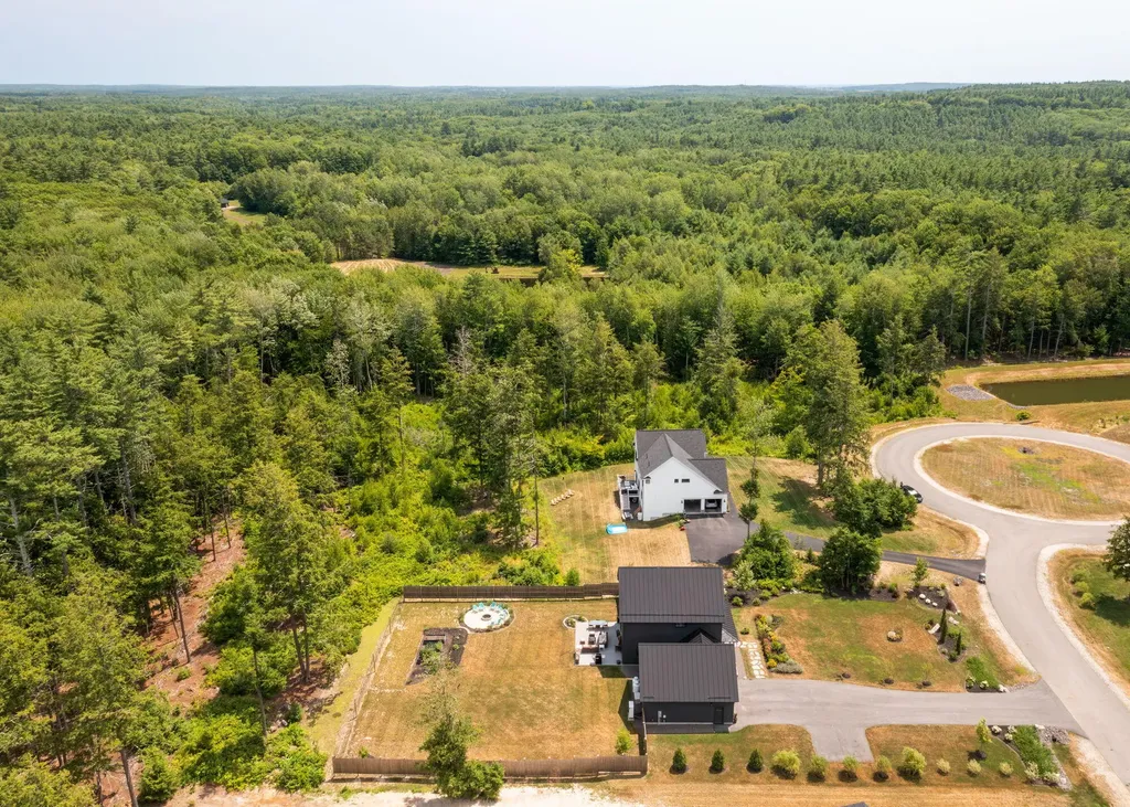 14 Oliver Lane Gorham ME 04038