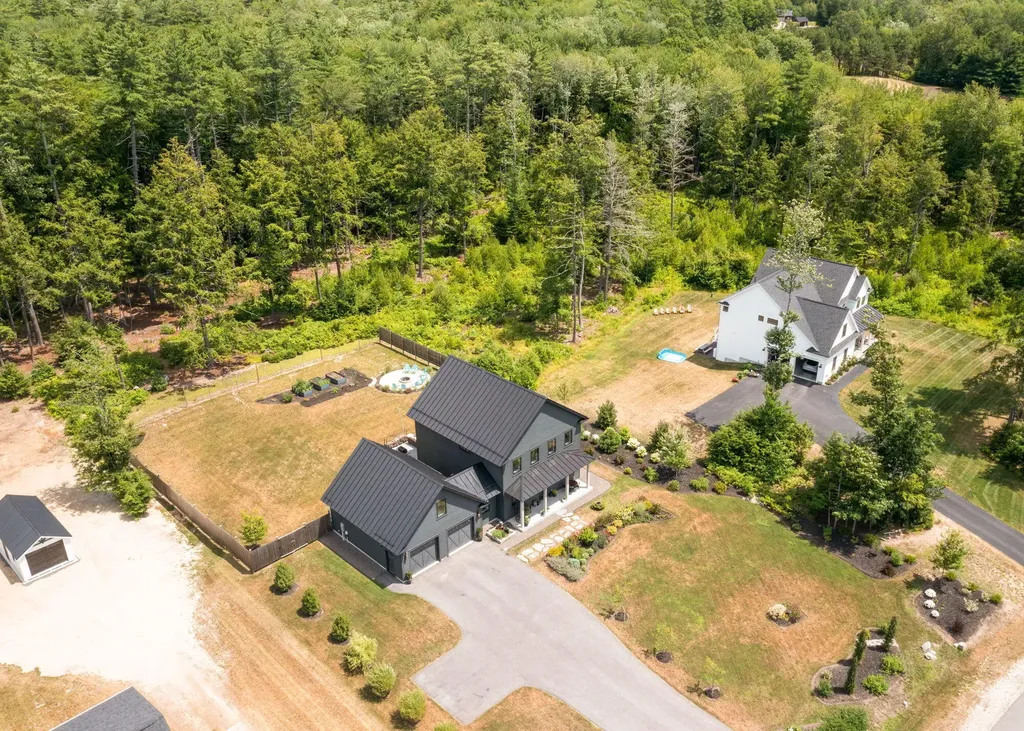 14 Oliver Lane Gorham ME 04038