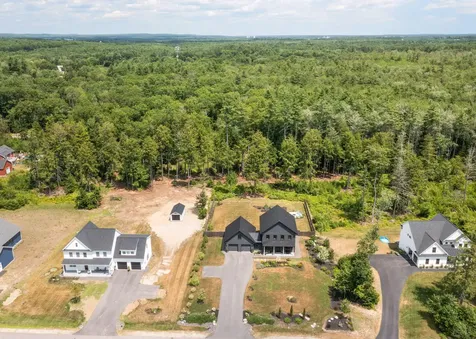 14 Oliver Lane Gorham ME 04038