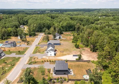 14 Oliver Lane Gorham ME 04038