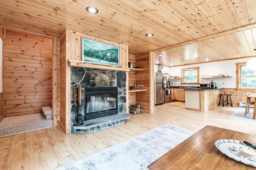 23 Countryside Lane Bethel ME 04217