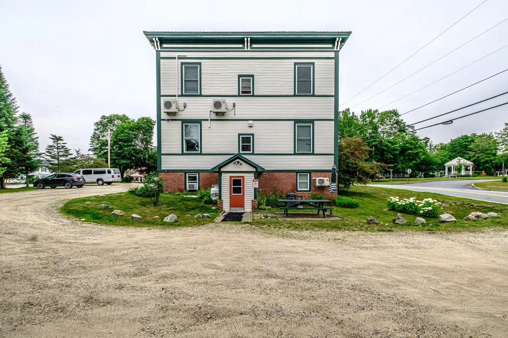 15 Mill Hill Road Bethel ME 04217