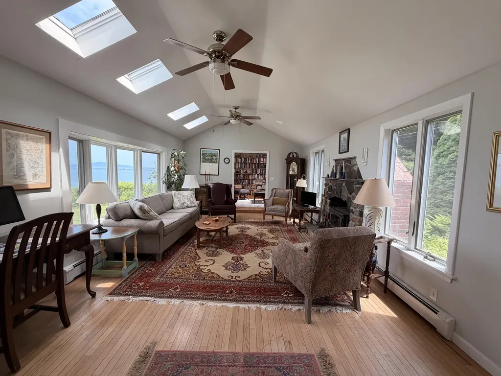 11 Prospero Lane Brooklin ME 04616