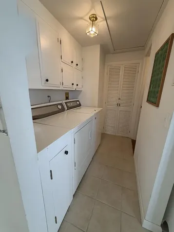 11 Prospero Lane Brooklin ME 04616