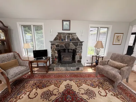 11 Prospero Lane Brooklin ME 04616
