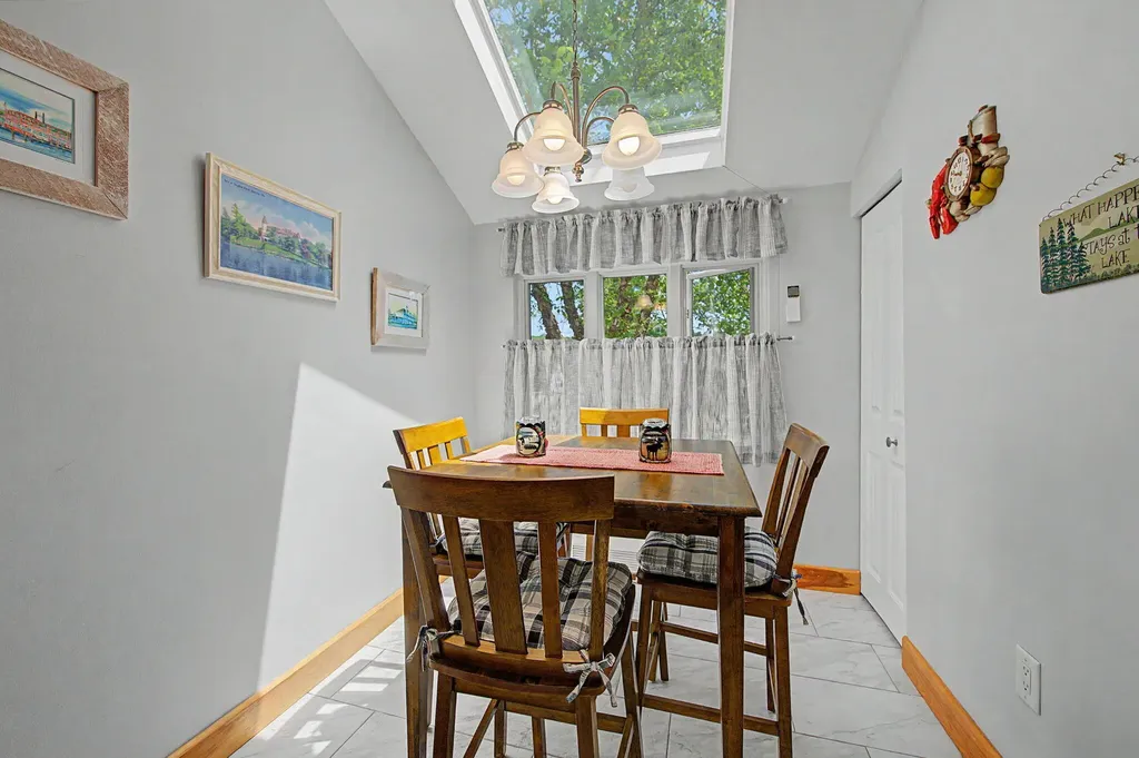 15 Goodridge Drive Naples ME 04055