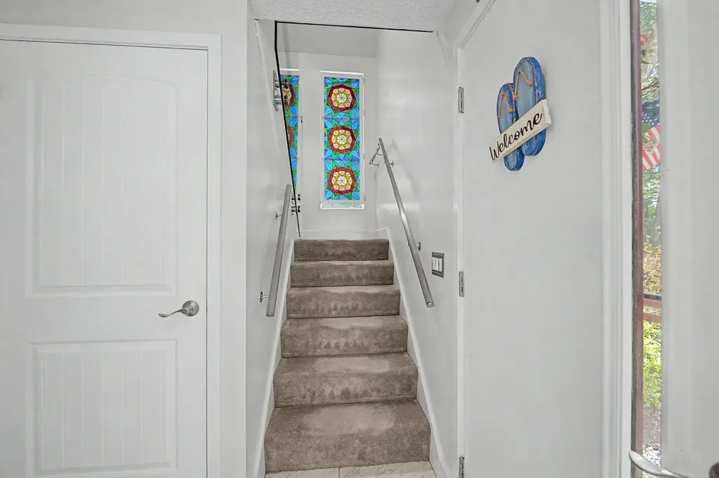 15 Goodridge Drive Naples ME 04055