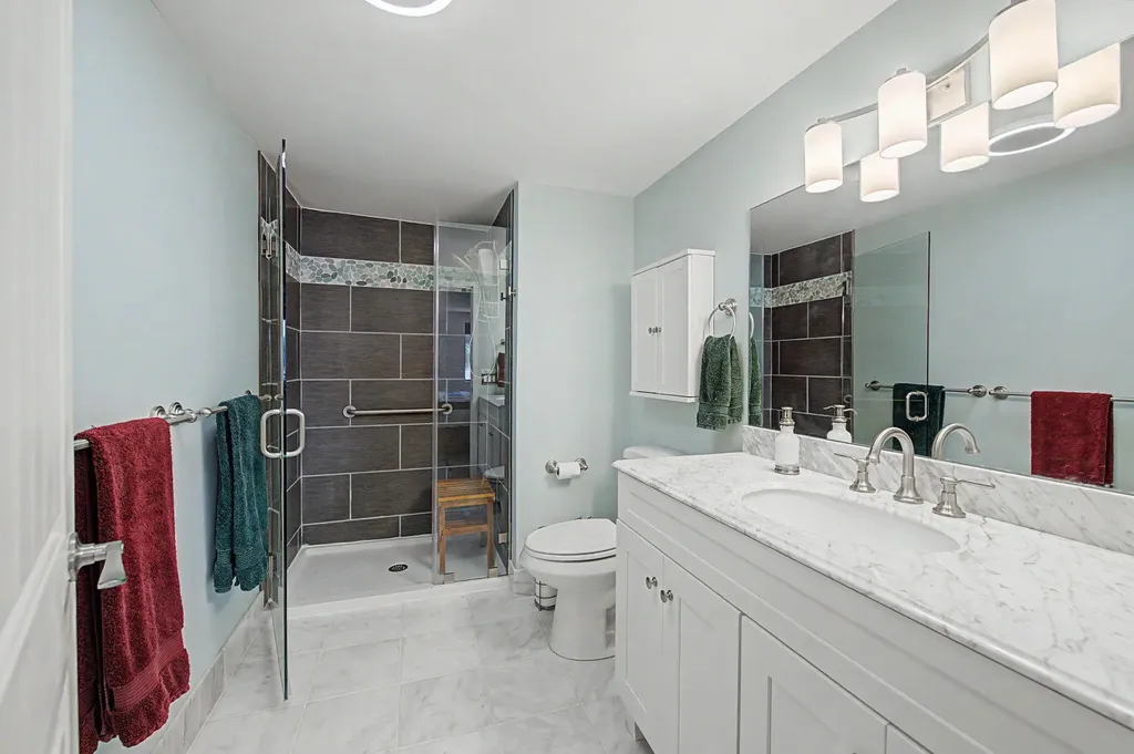 15 Goodridge Drive Naples ME 04055