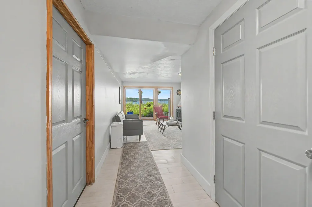 15 Goodridge Drive Naples ME 04055