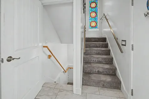 15 Goodridge Drive Naples ME 04055