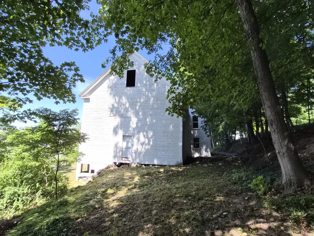 127 Anson Street Farmington ME 04938