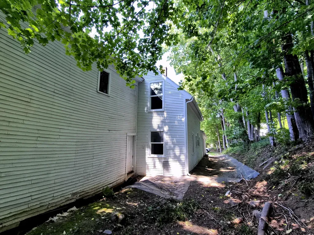 127 Anson Street Farmington ME 04938