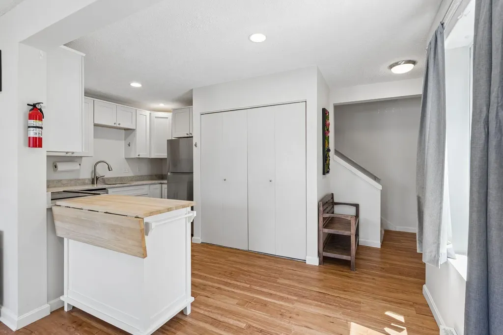 18 Ocean Street South Portland ME 04106
