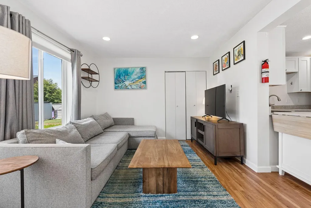 18 Ocean Street South Portland ME 04106