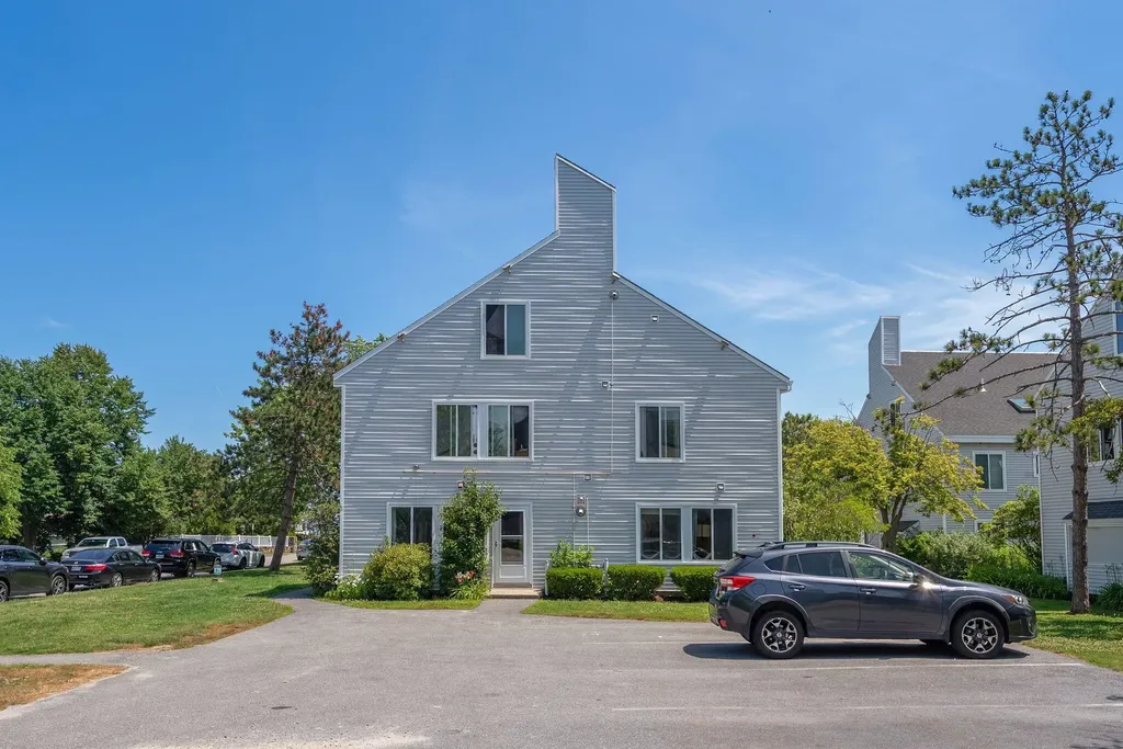 18 Ocean Street South Portland ME 04106