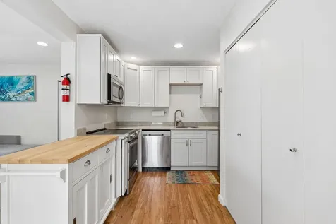 18 Ocean Street South Portland ME 04106