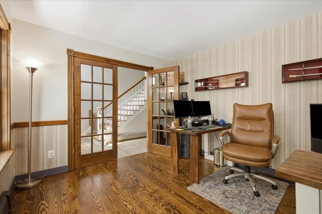 897 Main Street Wayne ME 04284