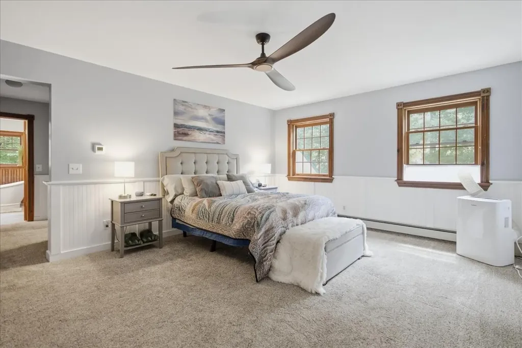 897 Main Street Wayne ME 04284