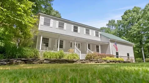897 Main Street Wayne ME 04284