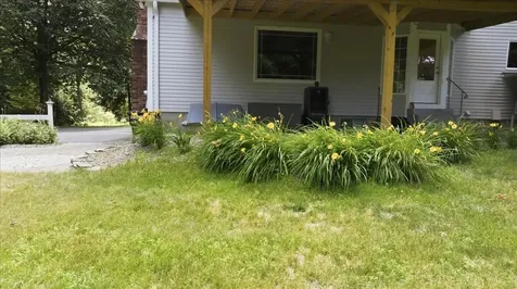 897 Main Street Wayne ME 04284