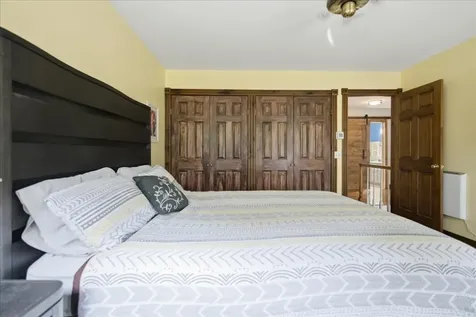 897 Main Street Wayne ME 04284