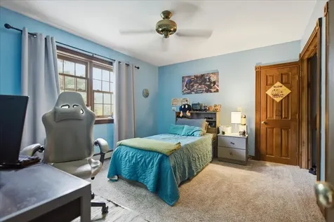 897 Main Street Wayne ME 04284