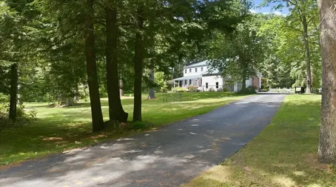 897 Main Street Wayne ME 04284