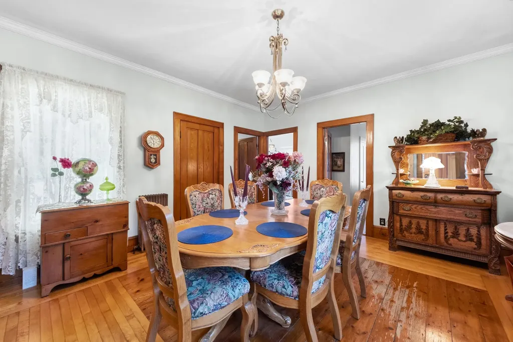 45 Maple Street Warren ME 04864