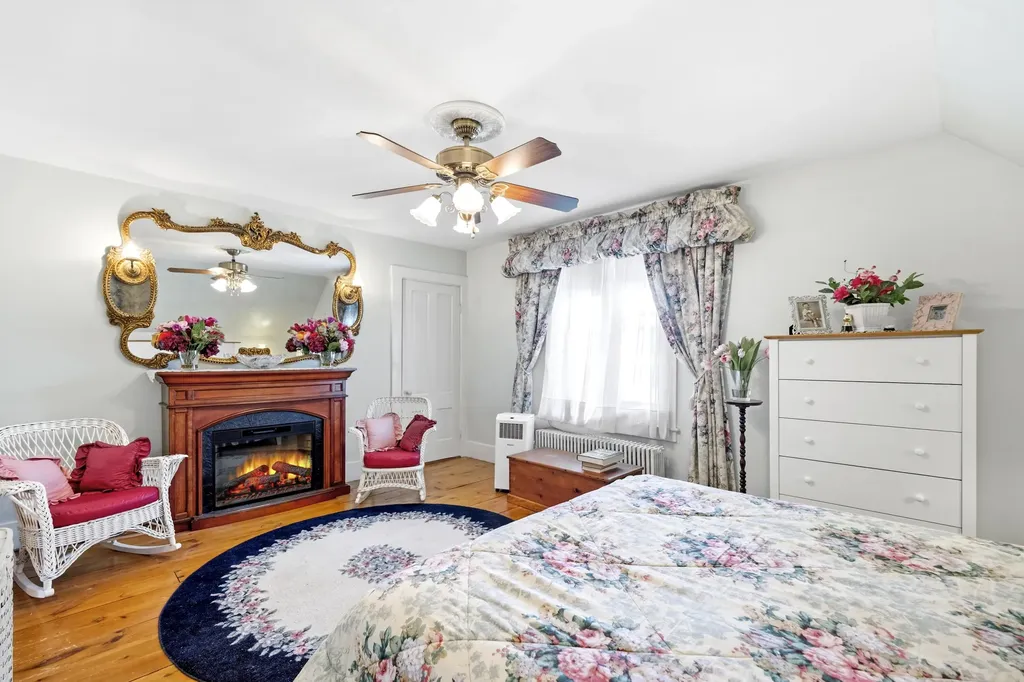 45 Maple Street Warren ME 04864