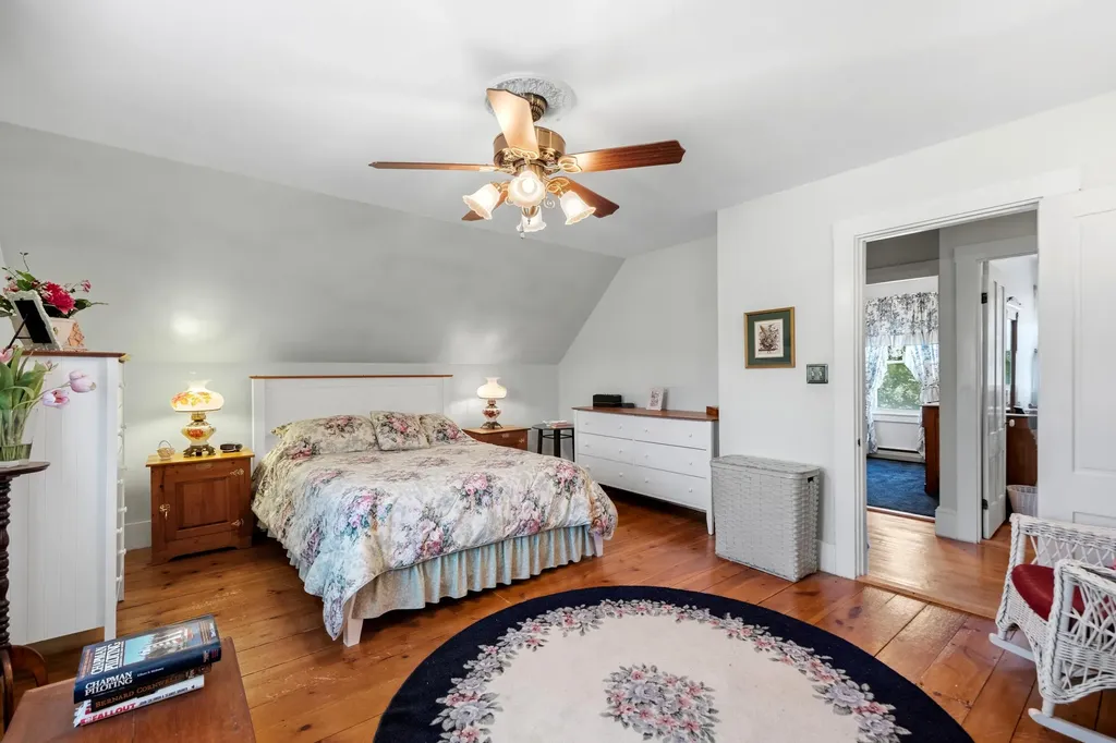 45 Maple Street Warren ME 04864