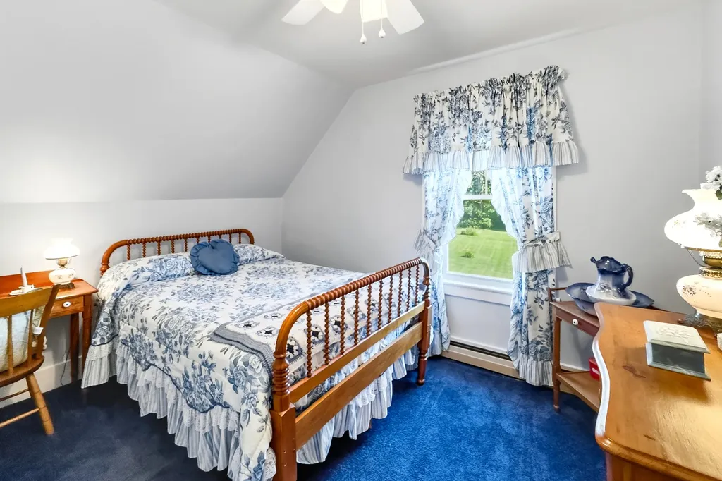 45 Maple Street Warren ME 04864
