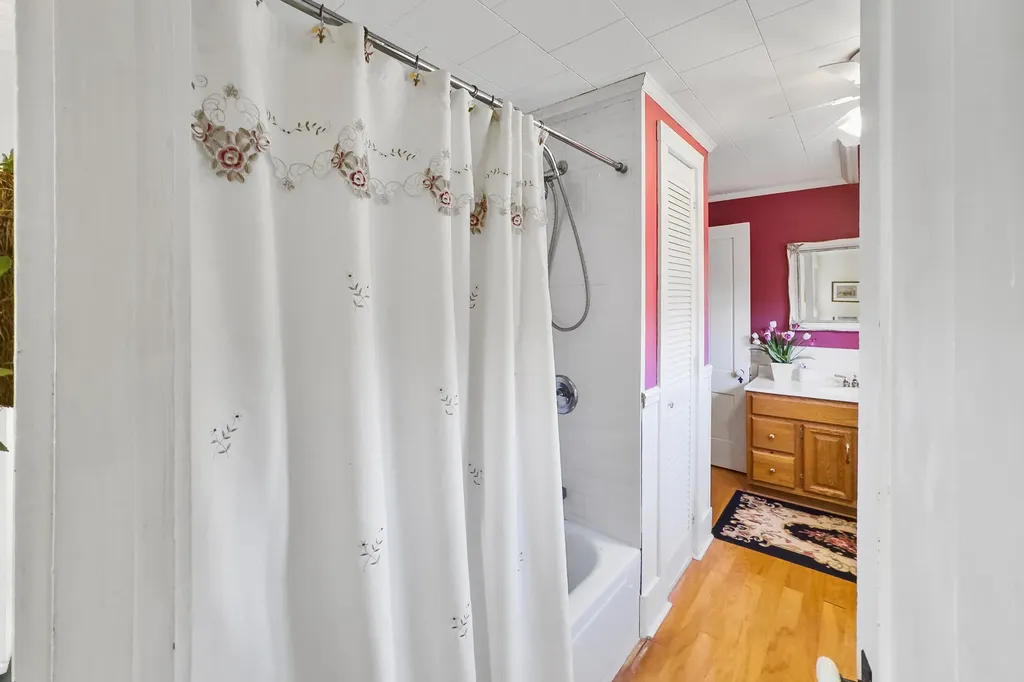 45 Maple Street Warren ME 04864
