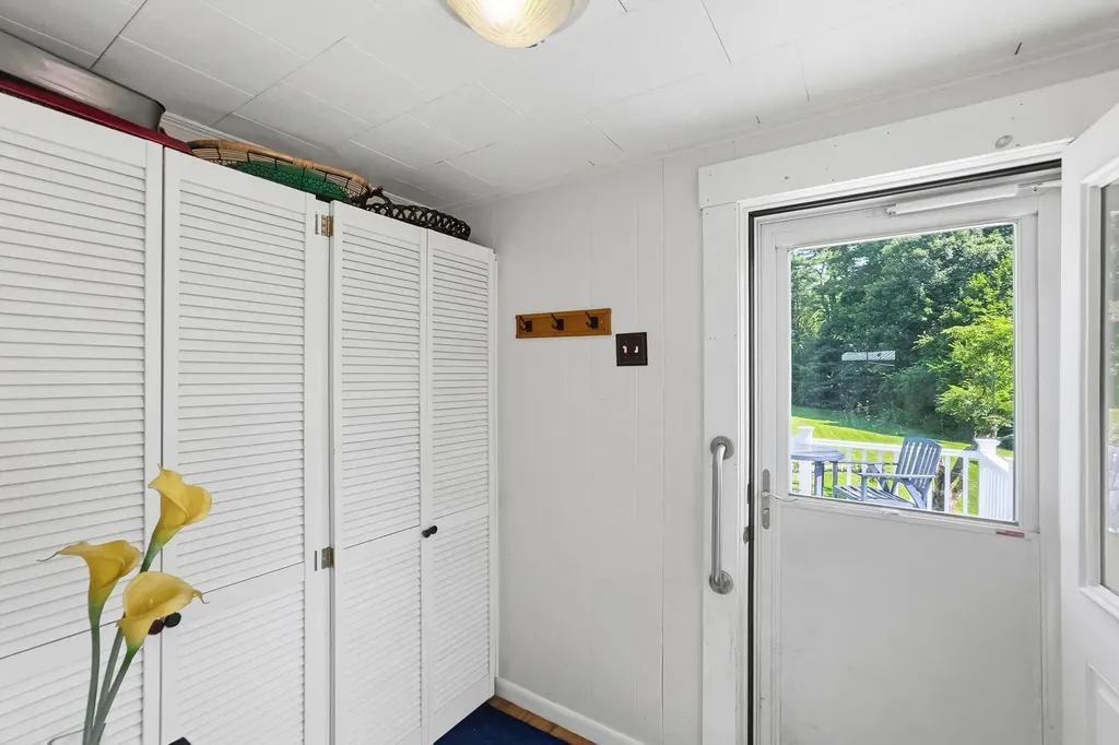 45 Maple Street Warren ME 04864