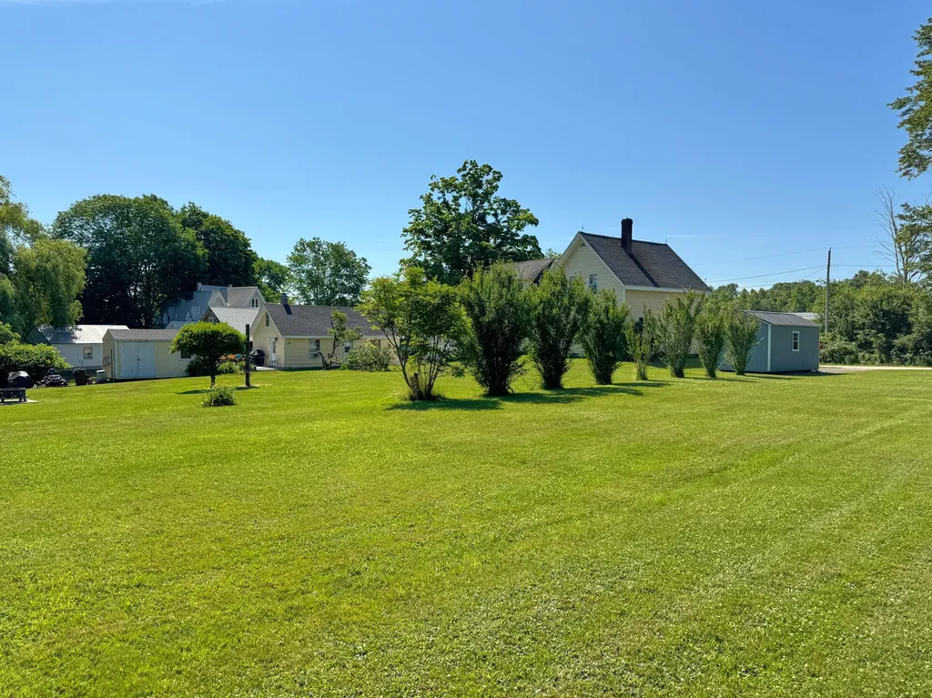 45 Maple Street Warren ME 04864