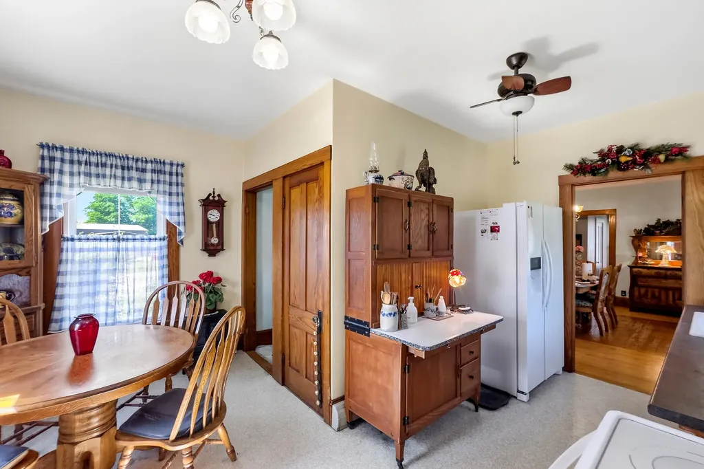 45 Maple Street Warren ME 04864