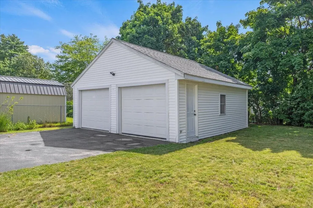 12 Southgate Avenue Biddeford ME 04005