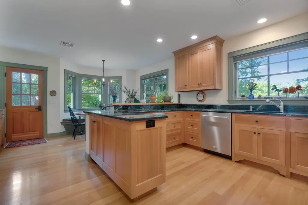 584 Alewive Road Kennebunk ME 04043