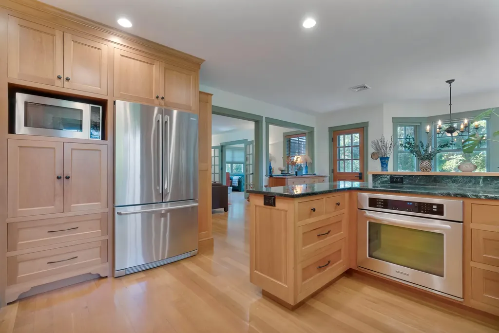584 Alewive Road Kennebunk ME 04043