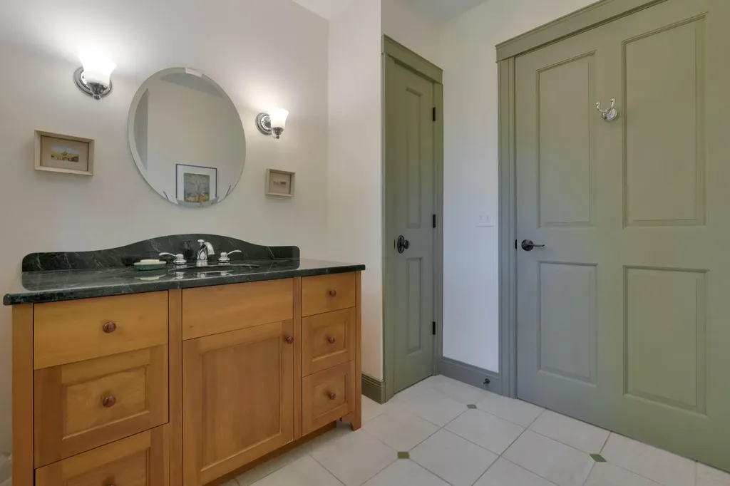 584 Alewive Road Kennebunk ME 04043