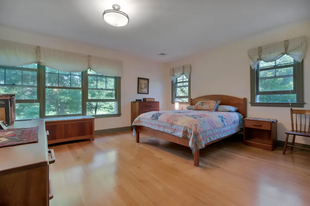 584 Alewive Road Kennebunk ME 04043