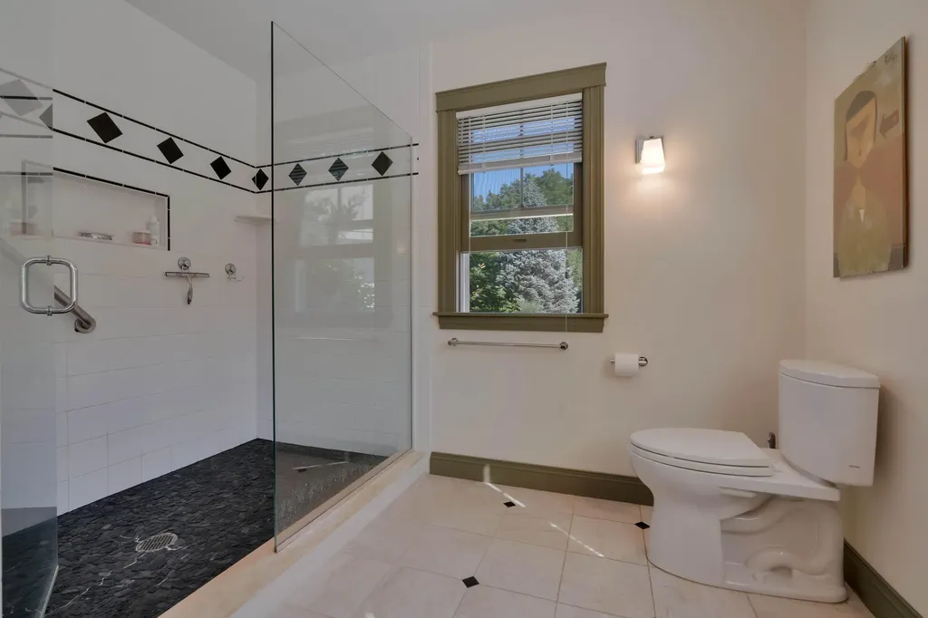 584 Alewive Road Kennebunk ME 04043