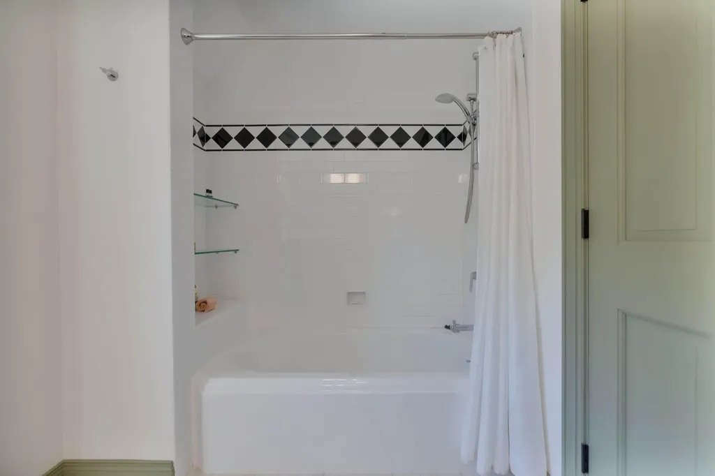 584 Alewive Road Kennebunk ME 04043