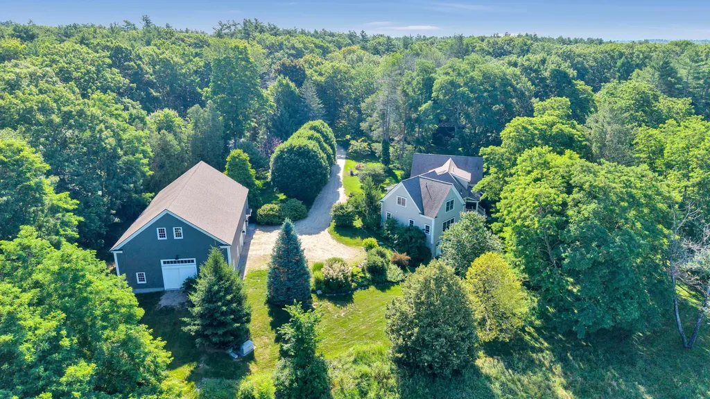 584 Alewive Road Kennebunk ME 04043