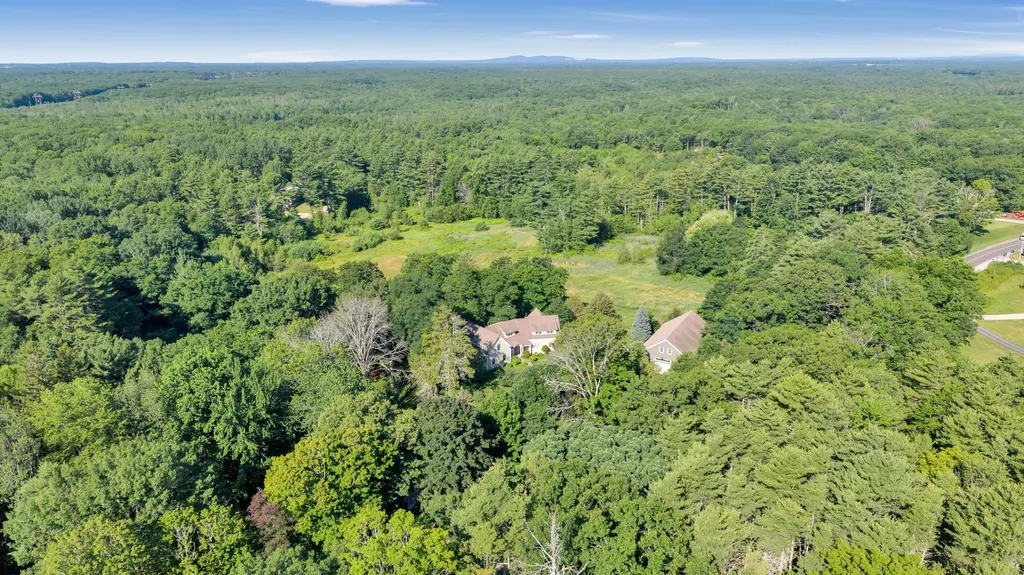 584 Alewive Road Kennebunk ME 04043