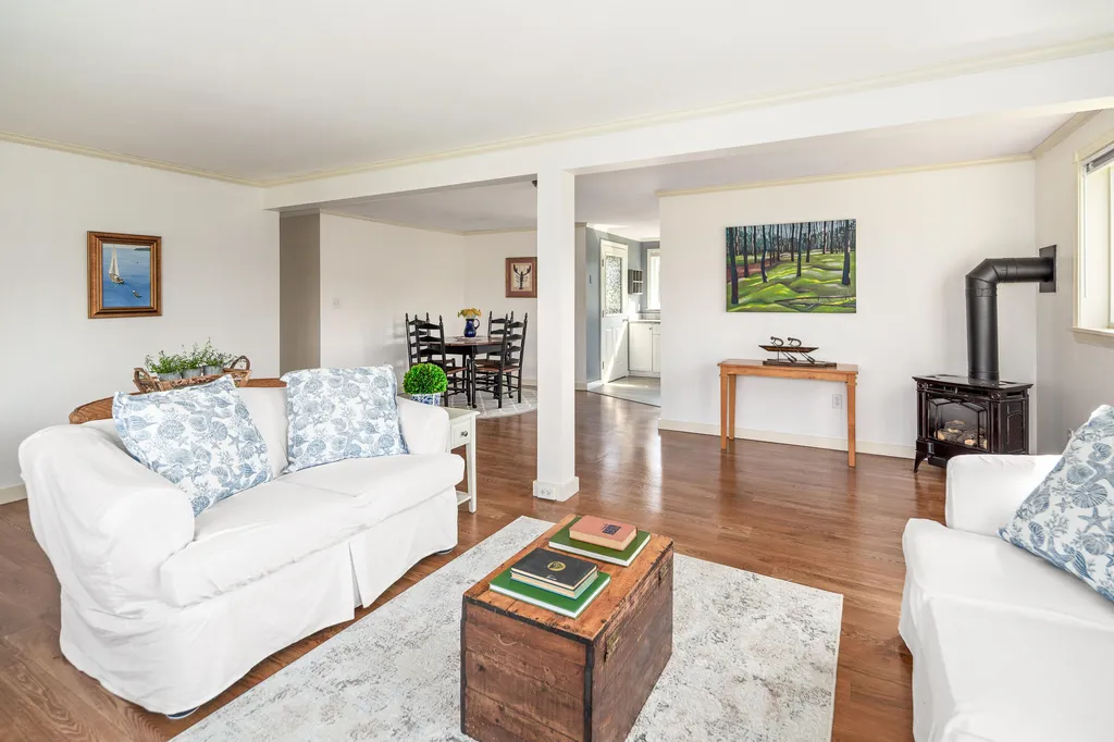 10 Dowling Road Saint George ME 04860