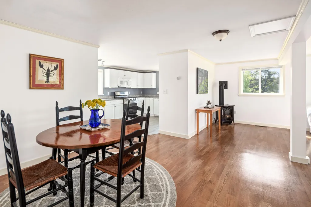 10 Dowling Road Saint George ME 04860