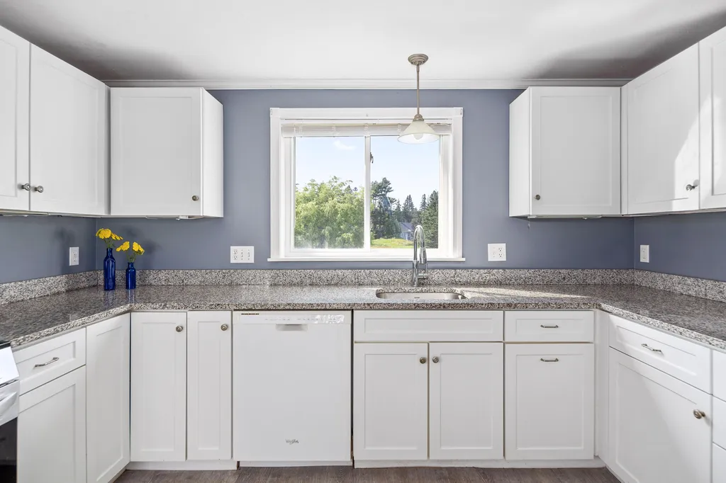 10 Dowling Road Saint George ME 04860