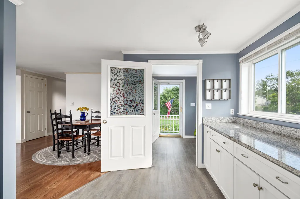 10 Dowling Road Saint George ME 04860