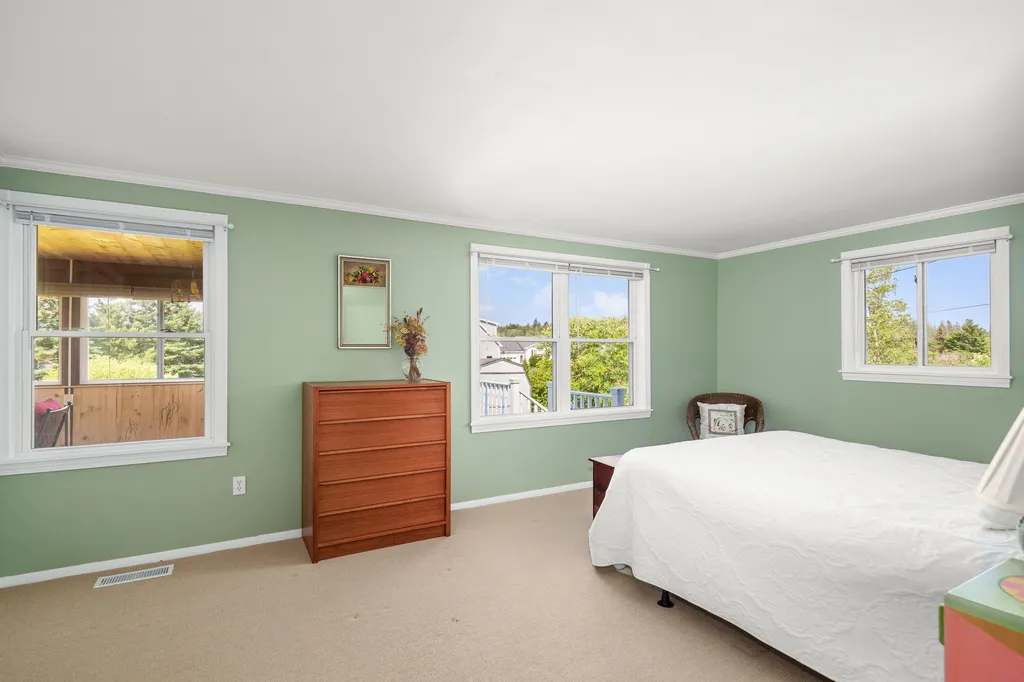 10 Dowling Road Saint George ME 04860
